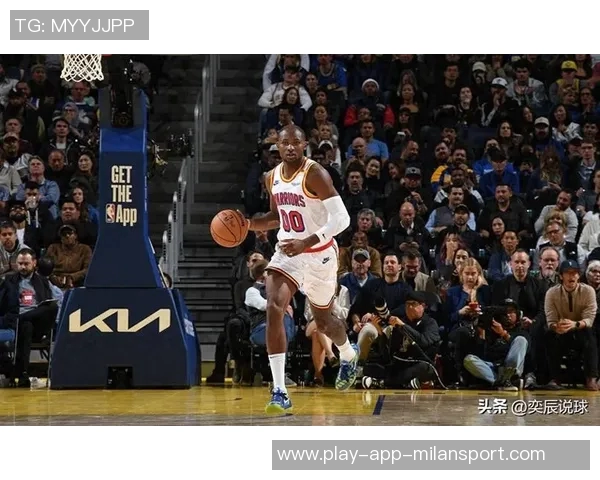 库明加回应续约争议称现场球迷与网络评论者看法截然不同 库明加回应续约争议称现场球迷与网络评论者看法截然不同