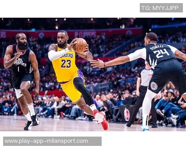 媒体人分析詹姆斯续约前景强调轩尼诗需开出超高报价才可成功