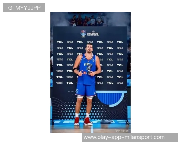 约基奇幽默回应夺冠热门称希望球队成为低调黑马逆袭成功 约基奇幽默回应夺冠热门称希望球队成为低调黑马逆袭成功