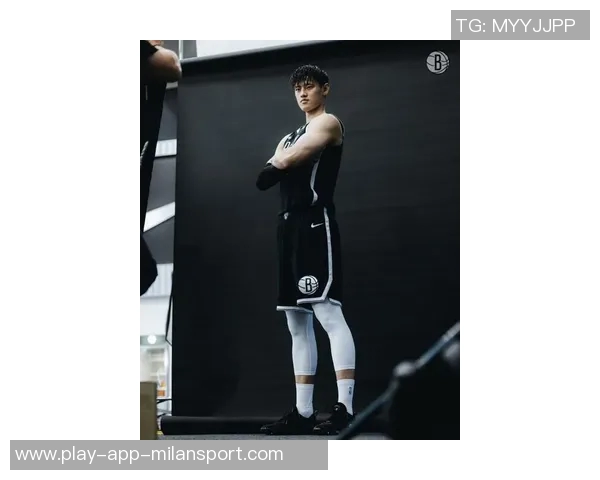 向勇敢追梦的曾凡博致敬共同期待他未来的选择与发展