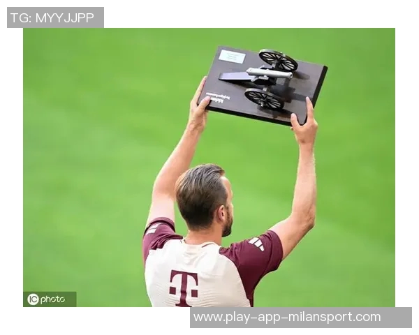 凯恩本赛季德甲表现惊艳每33分钟参与1球状态火热