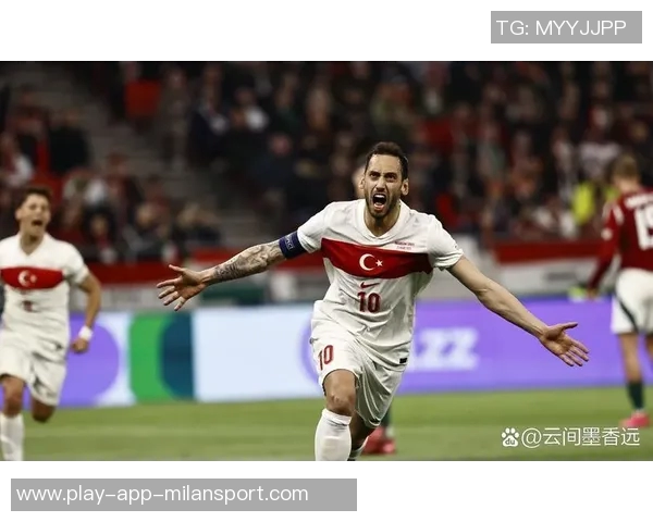 土耳其国门祝贺恰尔汗奥卢百场里程碑期待未来更多辉煌成就