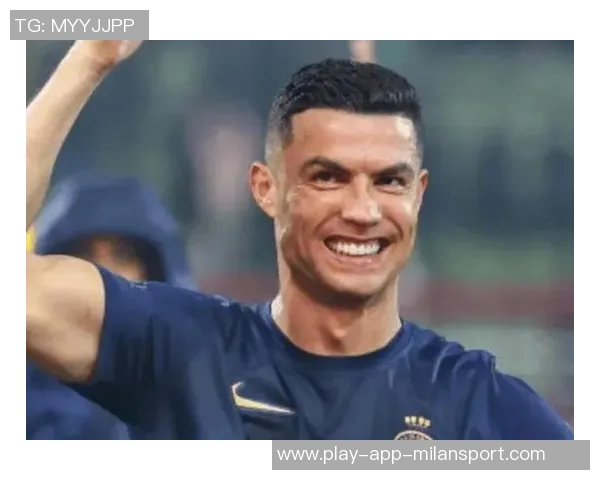 C罗个人净资产突破14亿美元成为全球足坛首位亿万富翁 C罗个人净资产突破14亿美元成为全球足坛首位亿万富翁