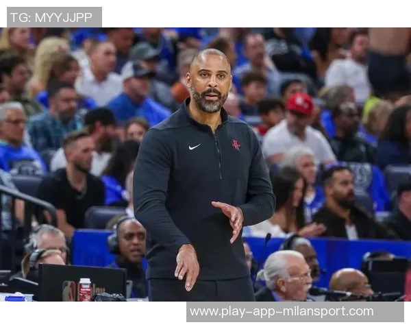 乌度卡谈与球员共情经历波波维奇的指导对我影响深远 乌度卡谈与球员共情经历波波维奇的指导对我影响深远