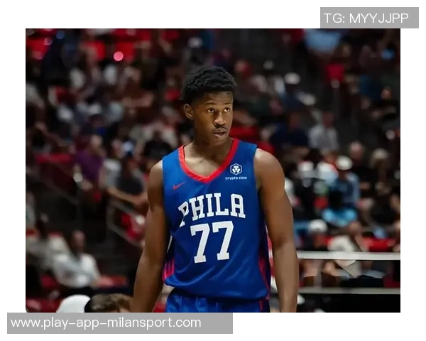 3与4顺位激战埃奇库姆半场表现抢眼克尼佩尔状态低迷对决引关注 3与4顺位激战埃奇库姆半场表现抢眼克尼佩尔状态低迷对决引关注