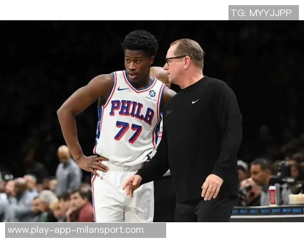 恩比德缺席76人对决魔术先发阵容揭晓马克西埃奇库姆乌布雷博纳沃克齐上阵 恩比德缺席76人对决魔术先发阵容揭晓马克西埃奇库姆乌布雷博纳沃克齐上阵