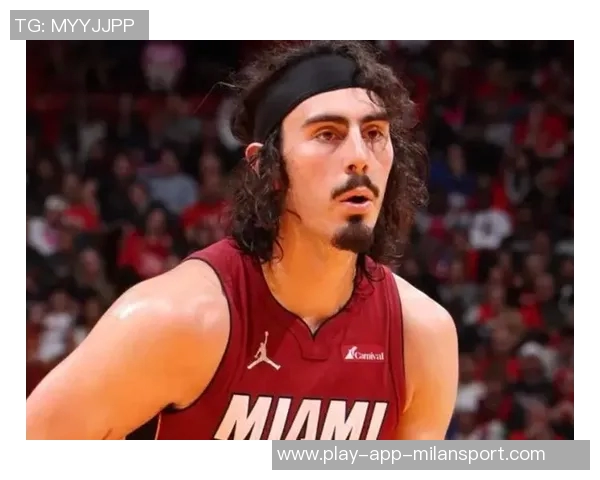 哈克斯分享球队快节奏打法乐趣强调切入跑动与空间创造的重要性