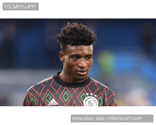 库杜斯赞扬特尔的坚持精神并强调进球对前锋自信心的重要性 库杜斯赞扬特尔的坚持精神并强调进球对前锋自信心的重要性