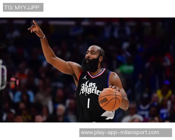 卢指导:球队计划新赛季降低哈登使用率与比赛负荷以提升整体表现 卢指导:球队计划新赛季降低哈登使用率与比赛负荷以提升整体表现